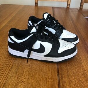 Nike Dunks Low- B&W Panda
